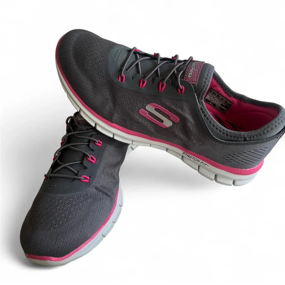 Skechers Air-Cooled Memory Foam Gray and Pink Women's Shoes
